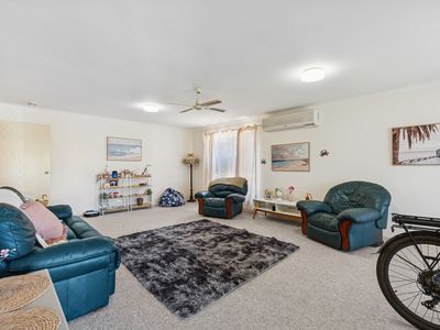 32 St Andrews Boulevard, Normanville