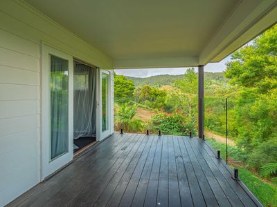 6 East Coolabine Road, Coolabine