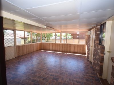 8 Jack William Drive, Dubbo