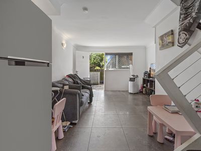 3 / 22 Bergin Street, Booval