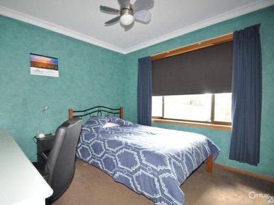 32 Colony Crescent, Dubbo