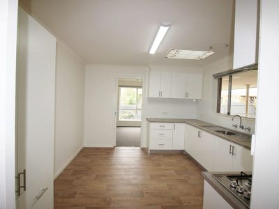 19 Walpole Avenue, Belmont