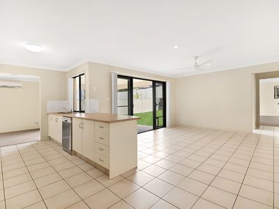 55 Golden Bear Dr, Arundel