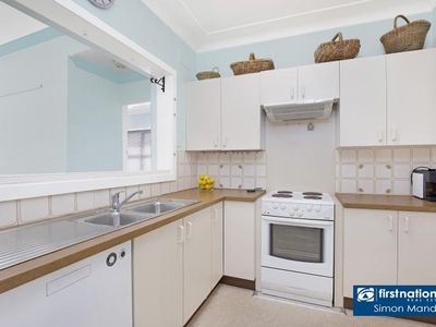 7 Omaru Avenue, Miranda