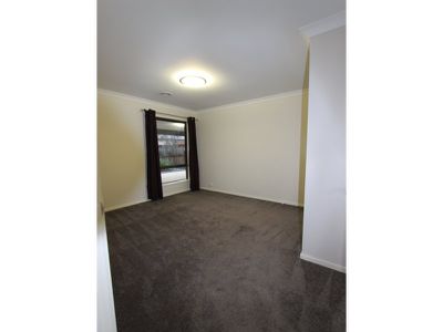 7 Leghorn Way, Marshall