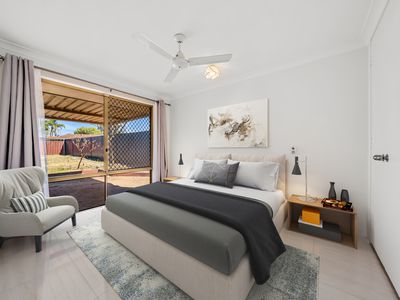 12 Placid Court, South Lake