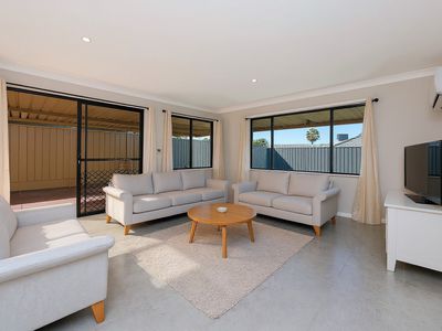 25 Nunton Place, Port Kennedy