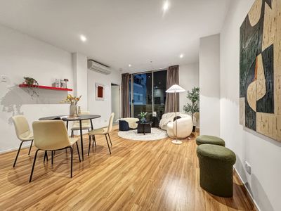 1809 / 25-33 Wills Street, Melbourne