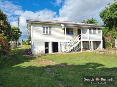 15 STEPHENS STREET EAST, Murgon