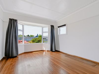 56 Centennial Avenue, Milton