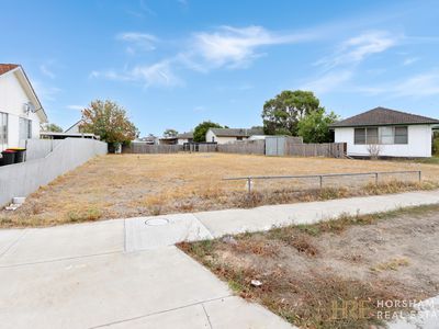 73 Albert Street, Horsham