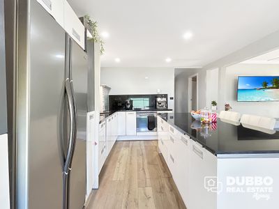13 Simpson Lane, Wellington
