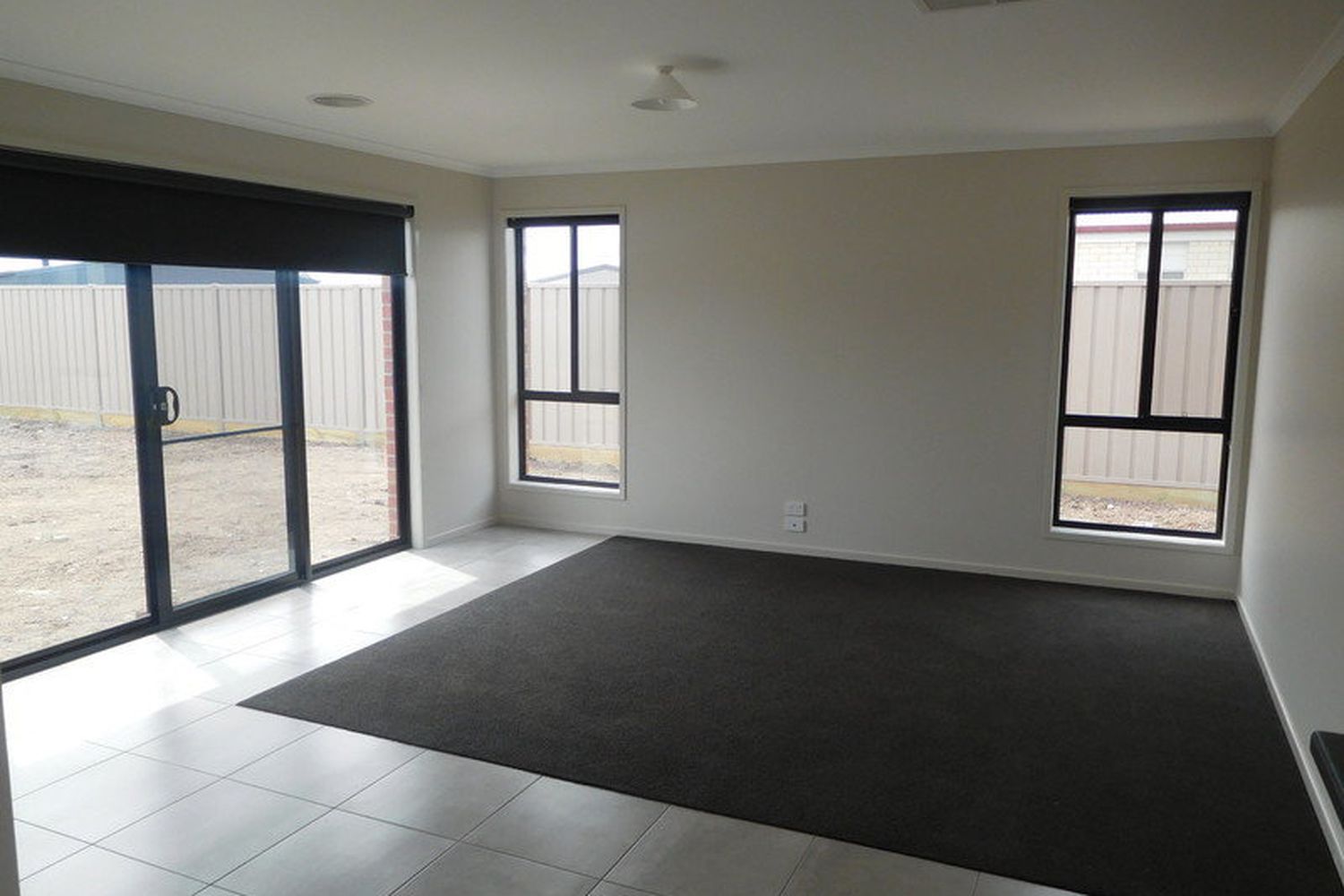 1 / 40 Vine Avenue, Horsham