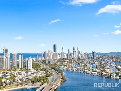 3410 / 2 Como Crescent, Southport