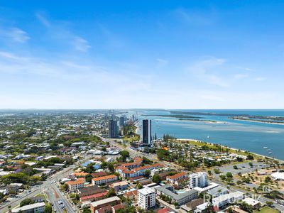 29 / 136 Marine Parade, Southport