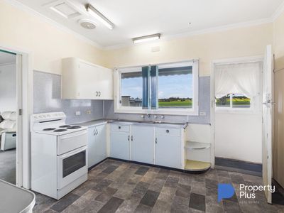 14 Currie Street, Charlton