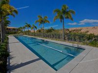 4 University Drive, Robina