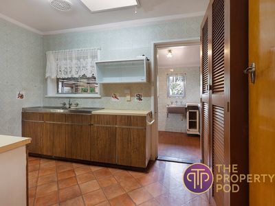 50 Howes Crescent, Dianella