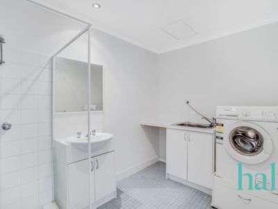 11 / 9 Clydesdale Street, Como