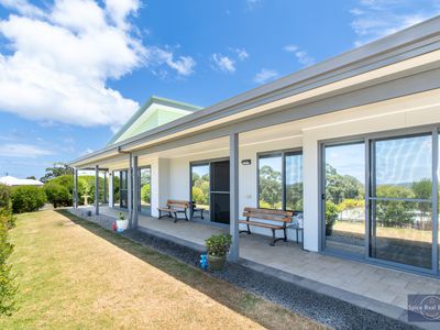 16 Jamieson Heights, Shadforth