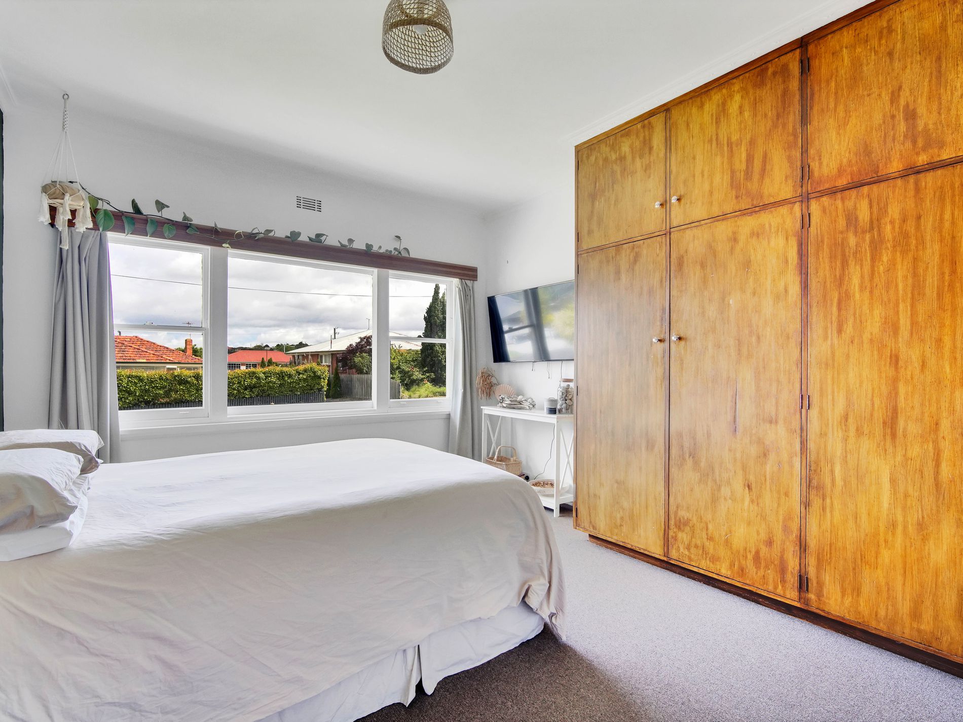 12 Helenwood Grove, Newnham