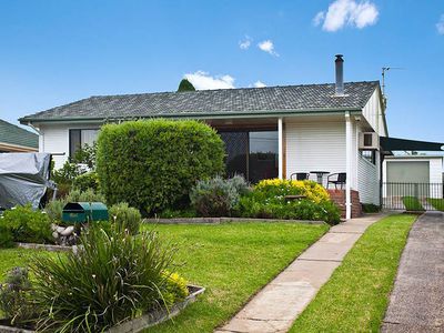 8 Beaton Street, Lake Illawarra