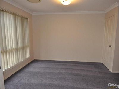 11 / 5 John Brass Place, Dubbo