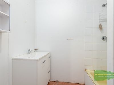 2 Main St           , Lyndhurst