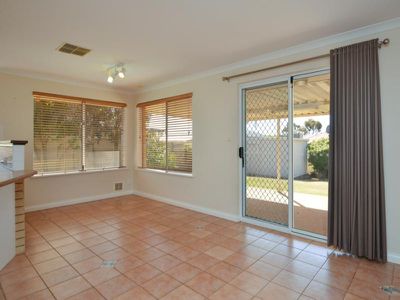 24 Tindals Crescent, Hannans