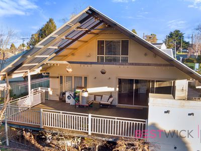 7 Hansard Place, West Bathurst