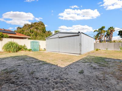 9 Boronia Close, Camillo