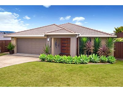 39 Angourie Crescent, Pacific Pines