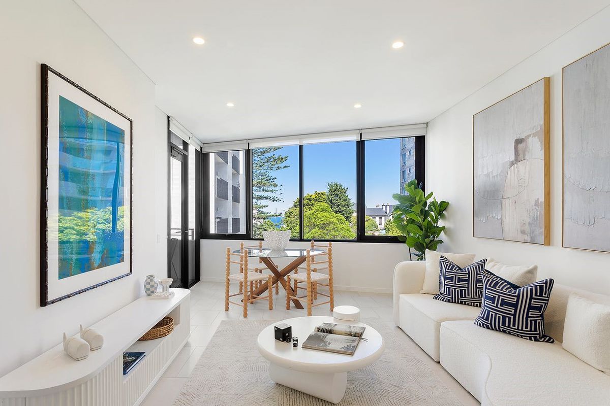 6409 / 32 Wellington Street, Bondi