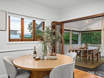 16 Hyde Road, Yeronga