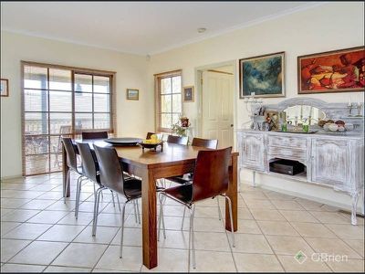 48 Weber Drive, Mornington