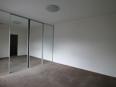 11 Fairway, Yokine