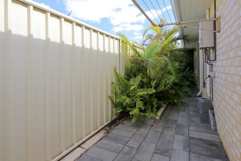 15 Yindana Boulevard, Lakelands