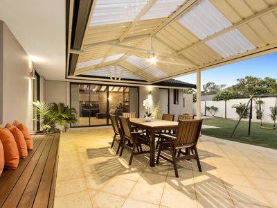 29 Helena Crescent, Thornlie