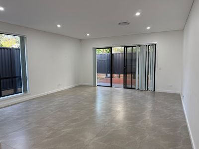 96 Earl Street, Canley Heights