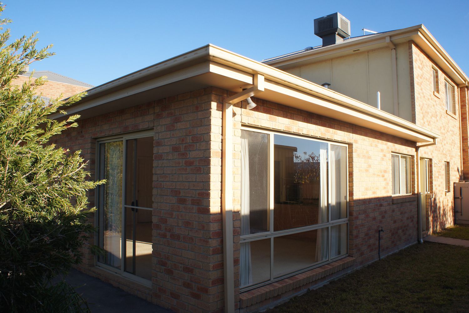 4 / 16 McTavish Boulevard, Horsham