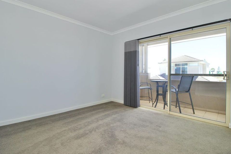 8-19 Malibu Road , Safety Bay