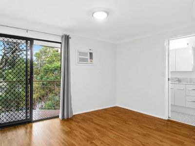 11 / 17 Dunmore Terrace, Auchenflower