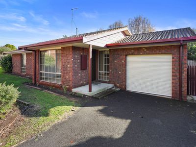 2 / 26 Younger Street, Warrnambool