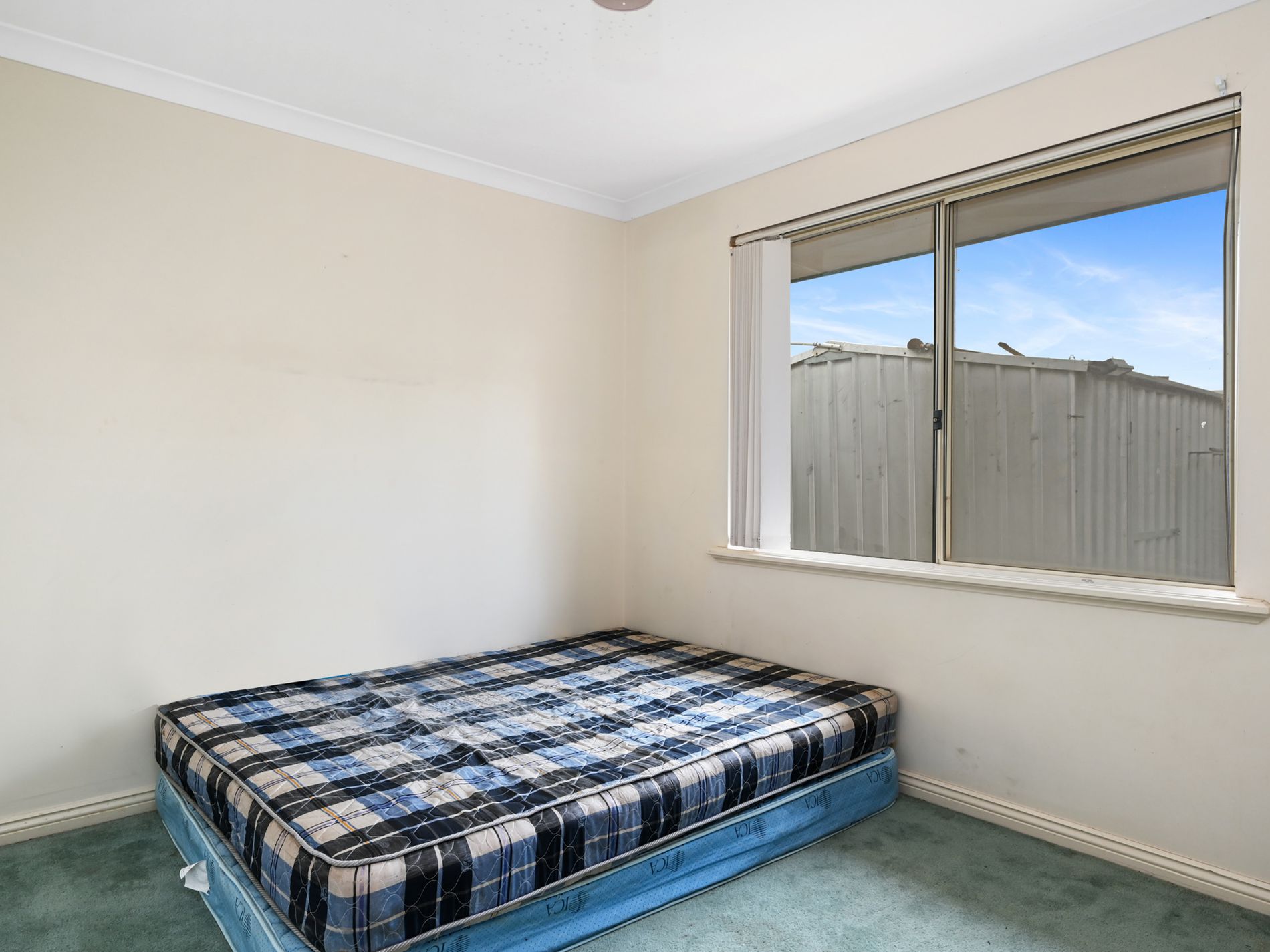 23 Hefron Circle, Somerville