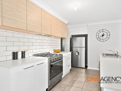 27 Brushgrove Circuit, Calderwood