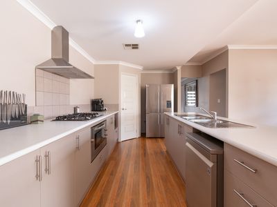 10 Pavonia Parade, Baldivis
