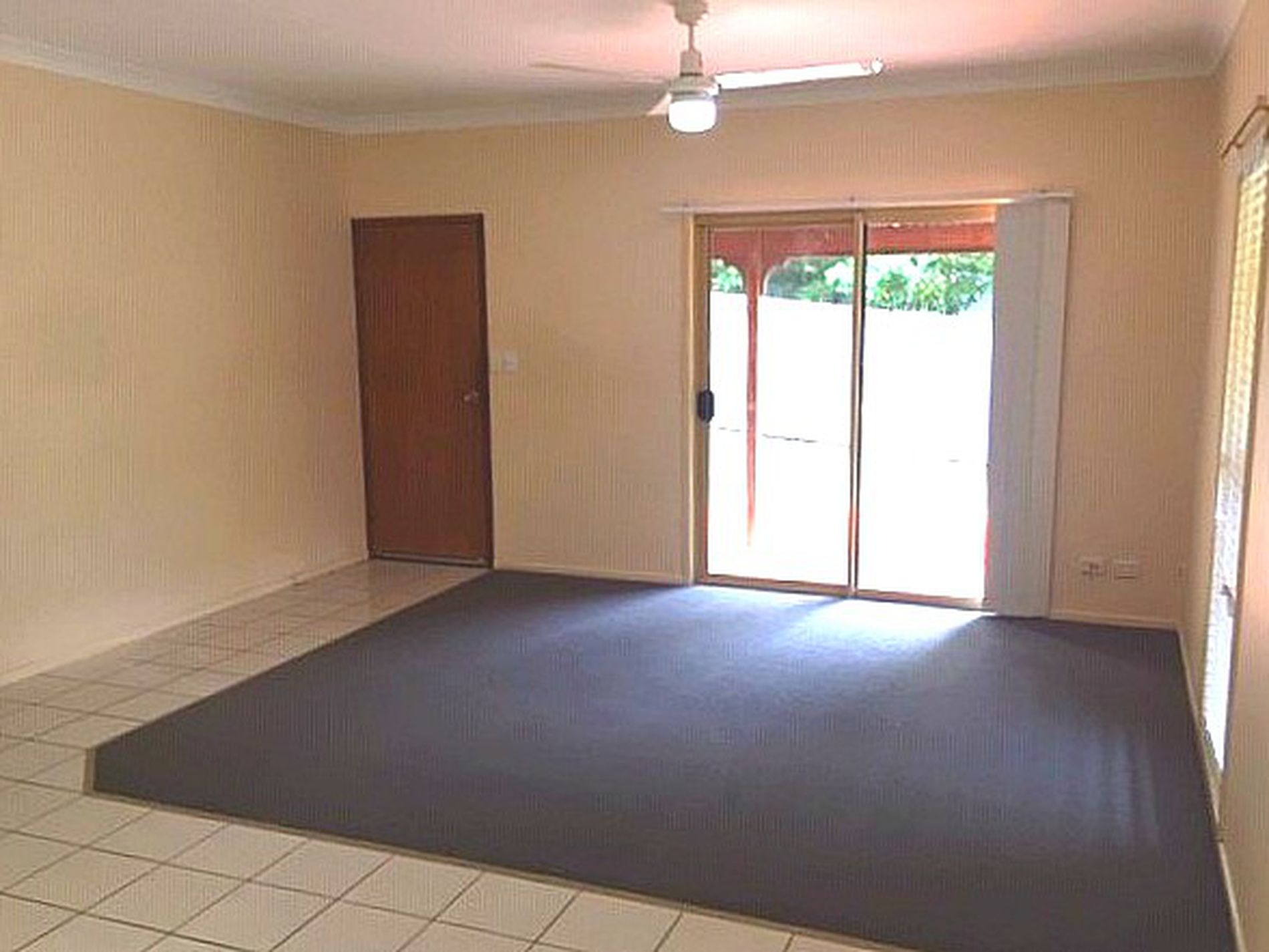 1 & 2 / 13 Eshelby Drive, Cannonvale