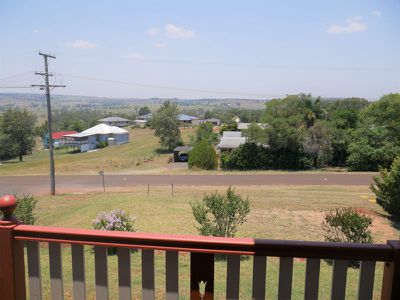 11 Meek Street, Tingoora