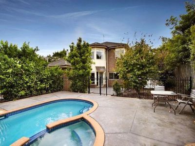 16 Barina Road, Glen Iris