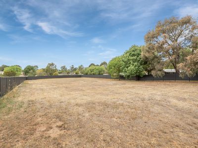 12 Matthews Road, Heathcote